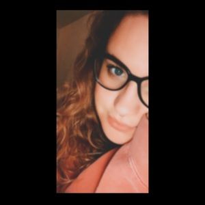 Meet your Posher, Caitlyn